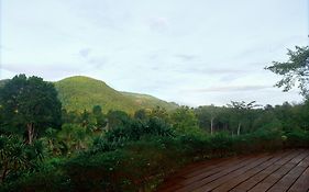 Nuyu Khaoyai